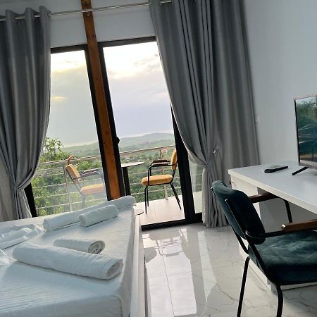 Restorant Hotel Xheni Durrës Zewnętrze zdjęcie