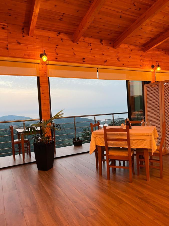 Restorant Hotel Xheni Durrës Zewnętrze zdjęcie