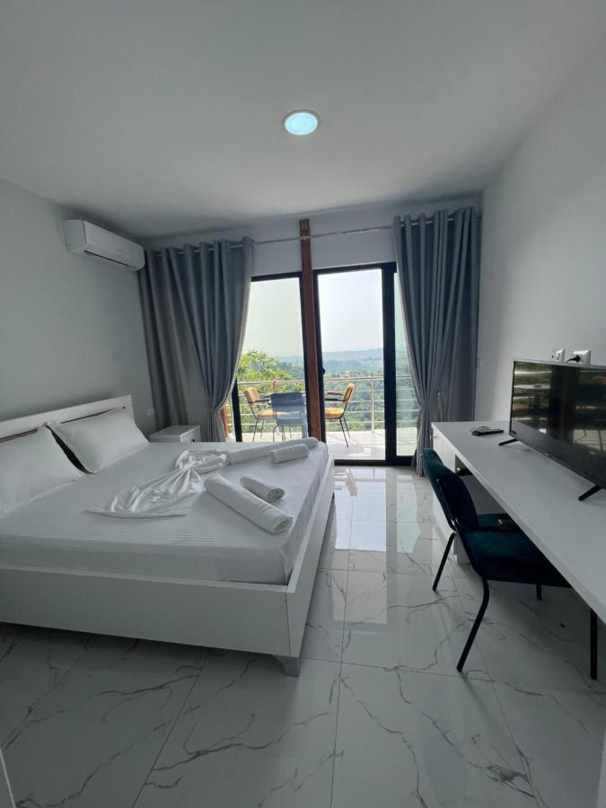 Restorant Hotel Xheni Durrës Zewnętrze zdjęcie